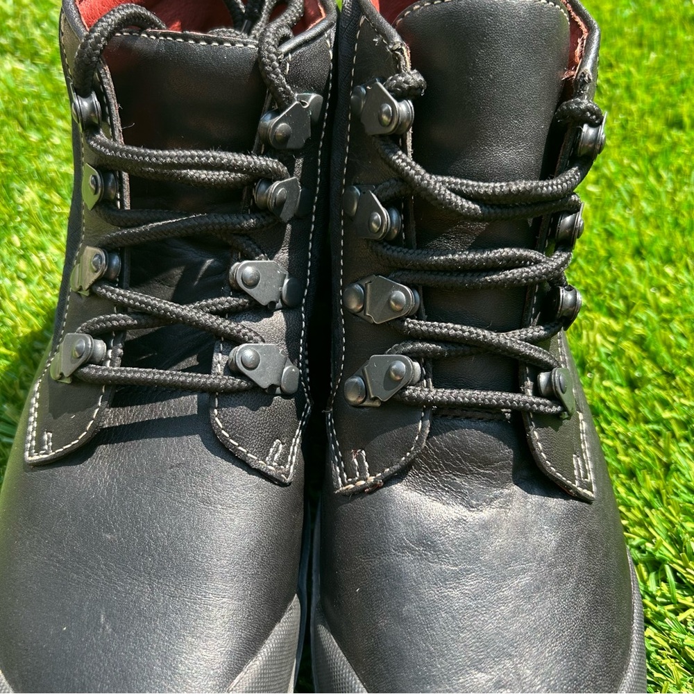 Coach Dyanne Black Leather Lace up Rain Snow Boot Women’s 7.5M - Picture 12 of 12